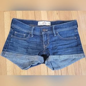 Hollister Short-Short Low-Rise Jean Shorts